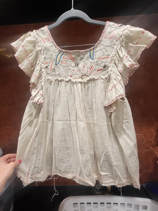 Free People Tops - Free People Cream Embroidered Ruffle Sleeve Top